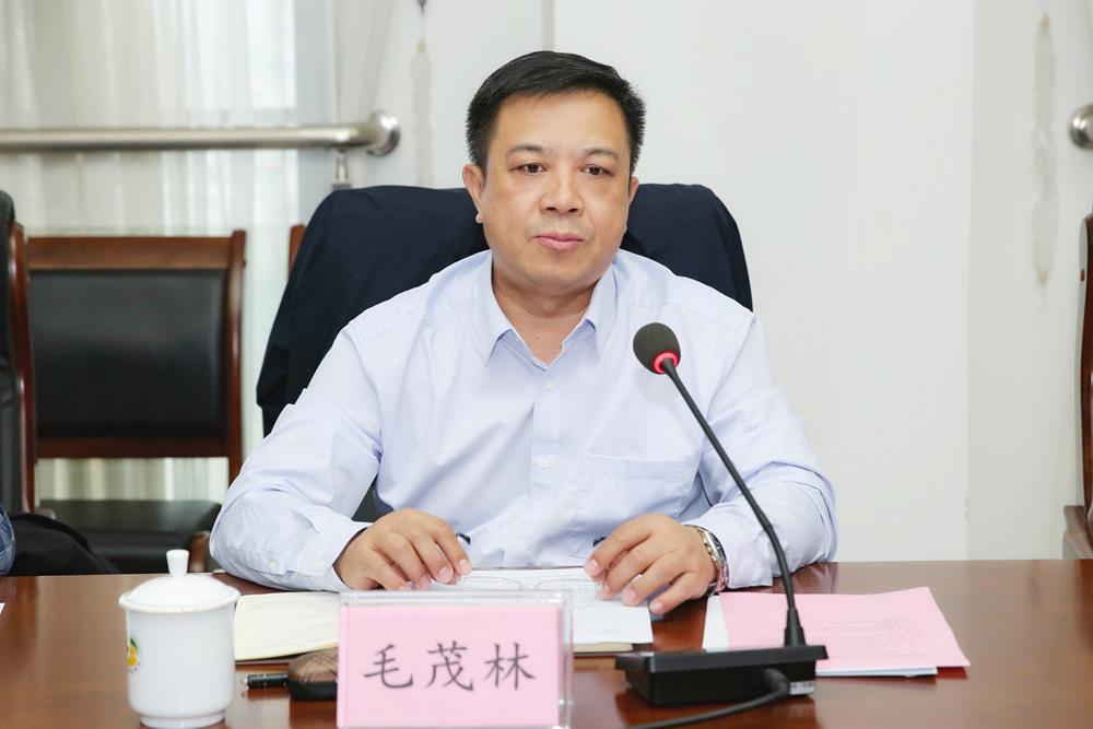 1c0f9f402ac842bea39129ca8421065a.jpg 1c0f9f402ac842bea39129ca8421065a.jpg